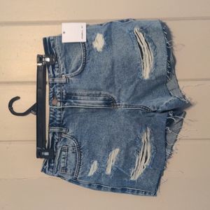 New O'Neill Jean shorts. High waist.